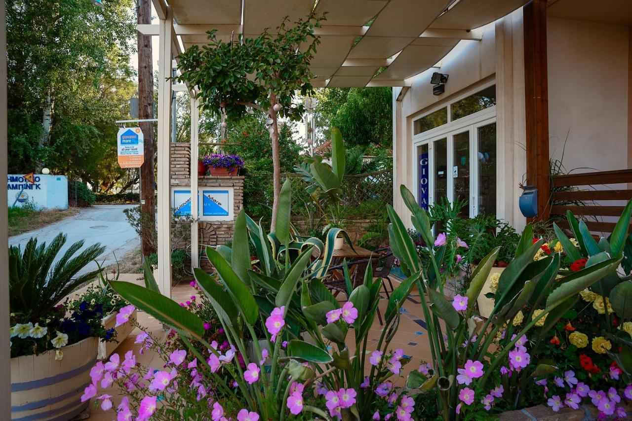 Giovanni Mare Kourouta Exterior photo