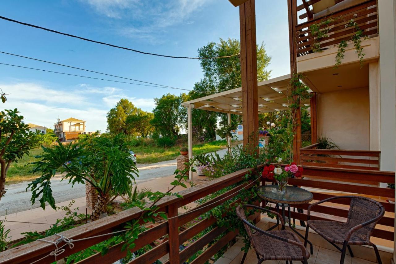 Giovanni Mare Kourouta Exterior photo